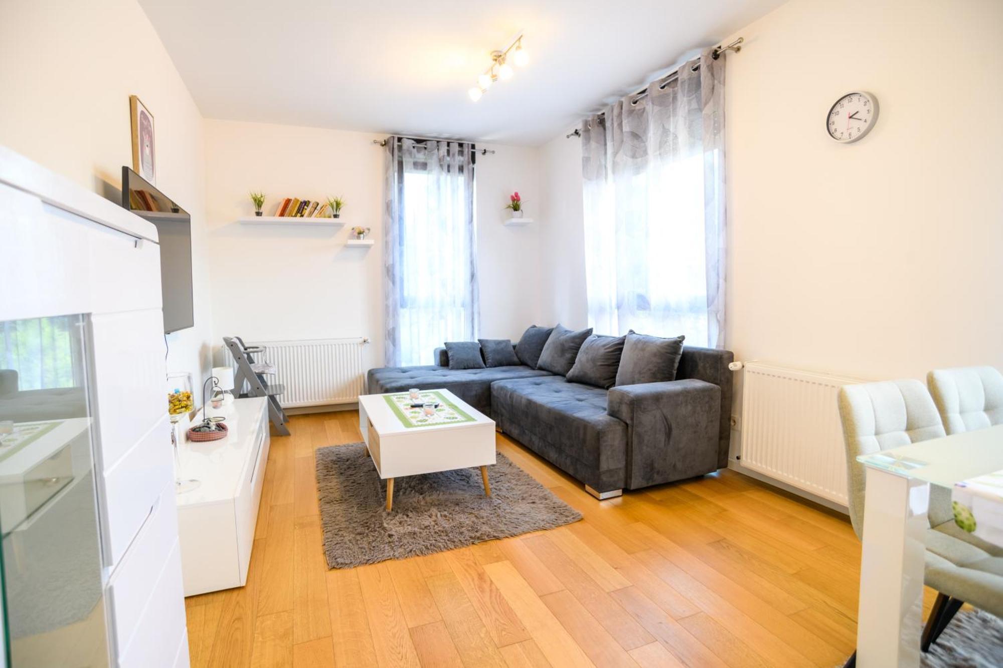 Apartman Zabok Centar ภายนอก รูปภาพ